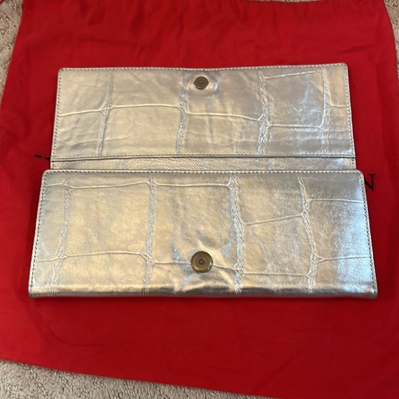 MS by Martine Sitbon silver leather clutch - Picture 2 of 5